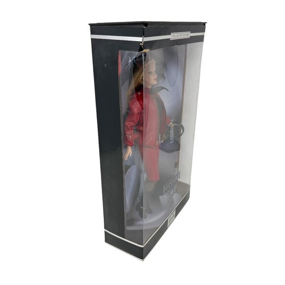 2000 Ferrari Barbie 28534 Collector Edition NRFB Red Leather Outfit - Picture 5 of 6